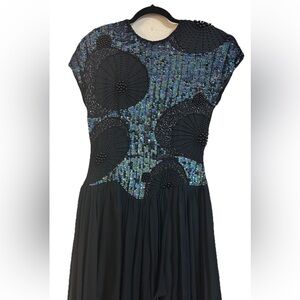 VTG Art Deco Black & Navy Beaded Whimsigoth Fit & Flair Silk Maxi Dress Size 8